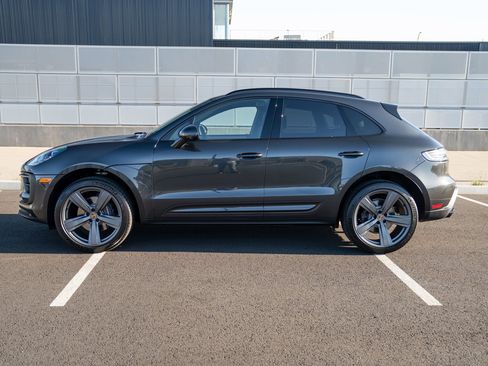New 2026 Porsche Macan AWD/4WD image 2