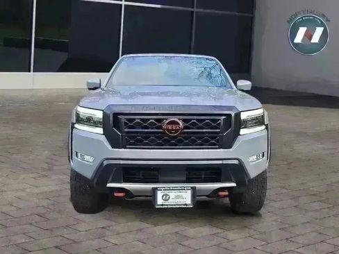 Used 2024 Nissan Frontier PRO-4X w/ Pro Convenience Package image 8