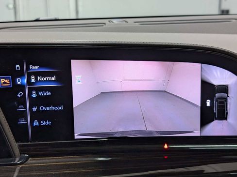 Used 2023 Cadillac Escalade Premium Luxury image 38