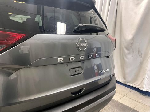 Used 2022 Nissan Rogue SV image 28