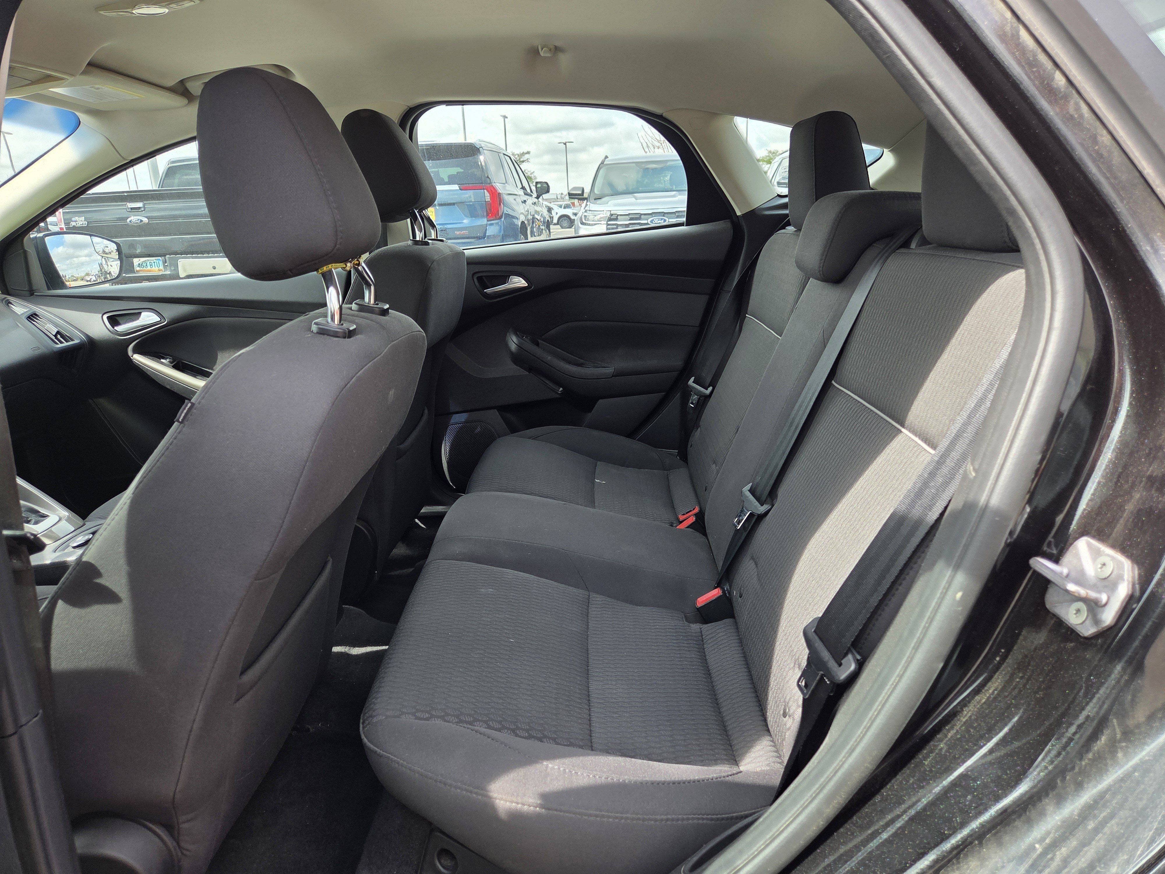 Used 2012 Ford Focus SEL FWD image 8