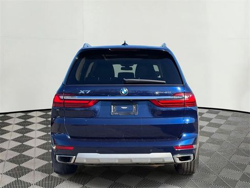 Used 2021 BMW X7 xDrive40i w/ Premium Package image 9