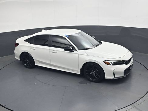 Certified 2025 Honda Civic Sport image 30