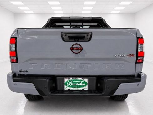 Used 2023 Nissan Frontier PRO-4X w/ Pro-4X Premium Package AWD/4WD image 9