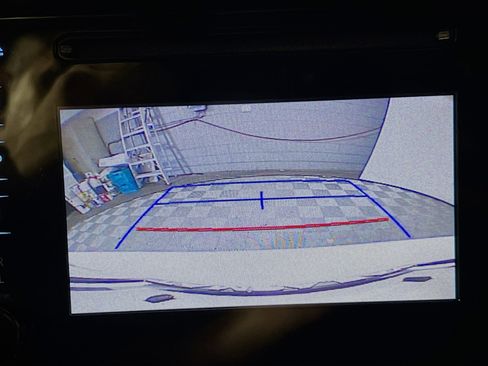 Used 2017 Toyota Corolla LE image 25