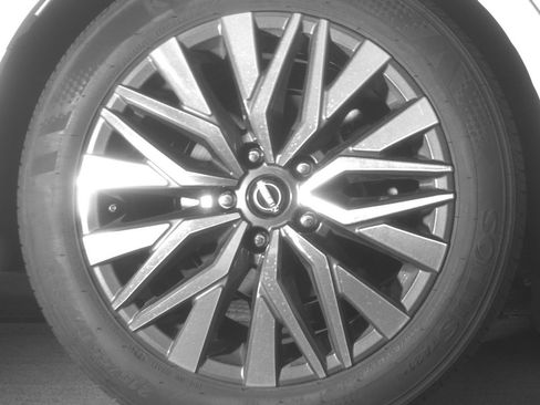 Used 2025 Nissan Altima 2.5 SV FWD image 15