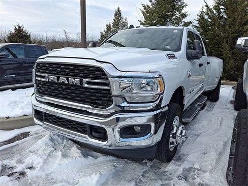 Used 2024 RAM 3500 Big Horn image 3