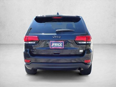 Used 2016 Jeep Grand Cherokee Laredo 75th Anniversary AWD/4WD image 3