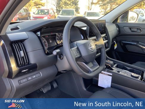 New 2026 Nissan Pathfinder SV image 6