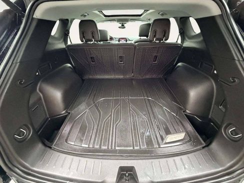 Used 2019 Chevrolet Blazer LT w/ Sun and Wheels Package FWD image 5
