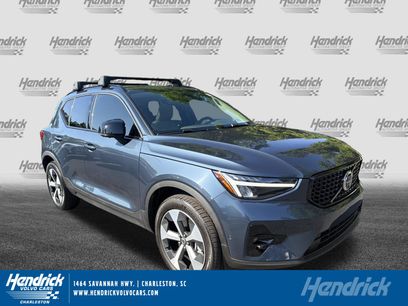 Used 2026 Volvo XC40 B5 Plus w/ Protection Package Premier