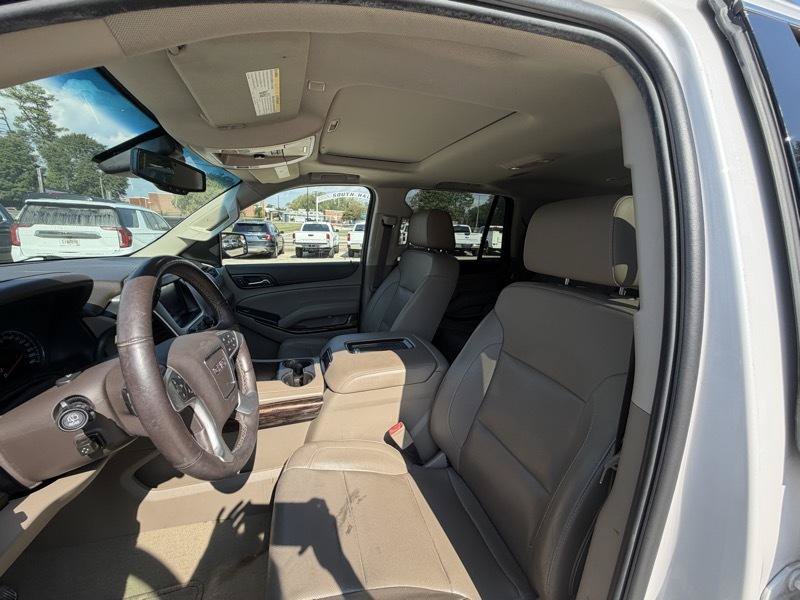 Used 2017 GMC Yukon SLT w/ HD Trailering Package AWD/4WD image 9