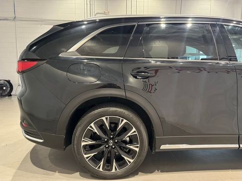 Used 2024 MAZDA CX-90 Plug-In Hybrid w/ Premium Plus AWD/4WD image 8