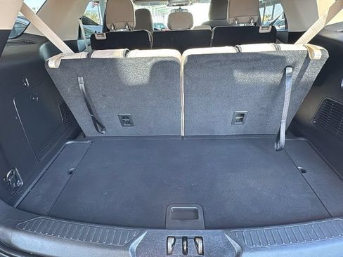 Certified 2020 Ford Explorer XLT RWD image 25