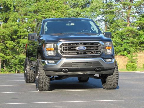 Used 2023 Ford F150 XLT w/ Equipment Group 301A Mid AWD/4WD image 9