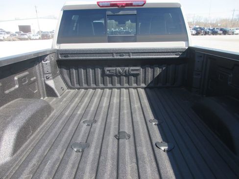New 2026 GMC Sierra 2500 AT4X AWD/4WD image 5