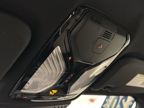 Used 2020 BMW X3 xDrive30i w/ Executive Package image 21