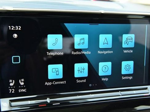 Used 2024 Volkswagen Atlas SE w/ Panoramic Sunroof Package AWD/4WD image 14