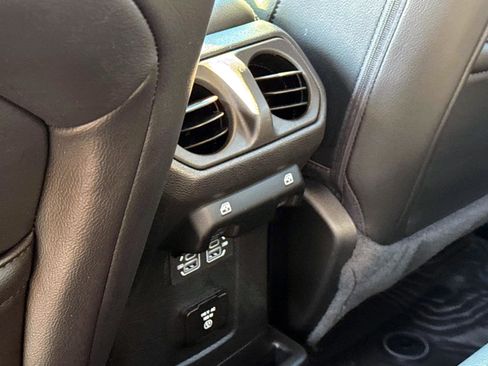 Used 2023 Jeep Wrangler Unlimited Sahara w/ Cold Weather Group image 8