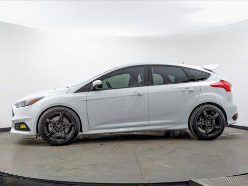 Used 2015 Ford Focus ST image 3
