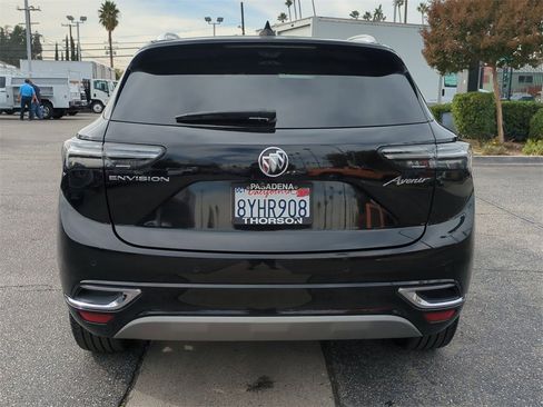 Used 2022 Buick Envision Avenir w/ Technology Package II image 5