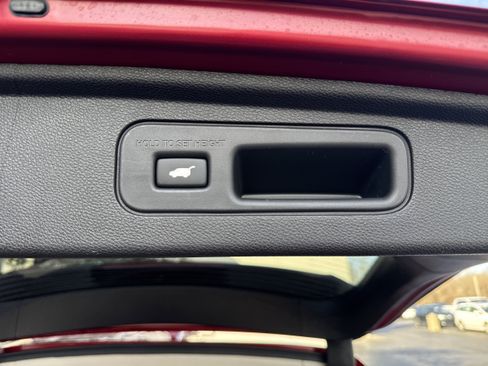 New 2026 Honda Odyssey Touring image 14