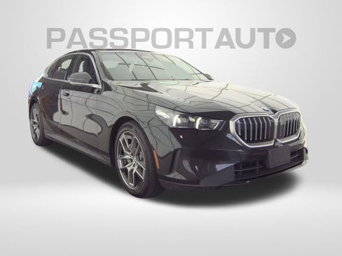 Used 2026 BMW 540i xDrive w/ Premium Package AWD/4WD image 6
