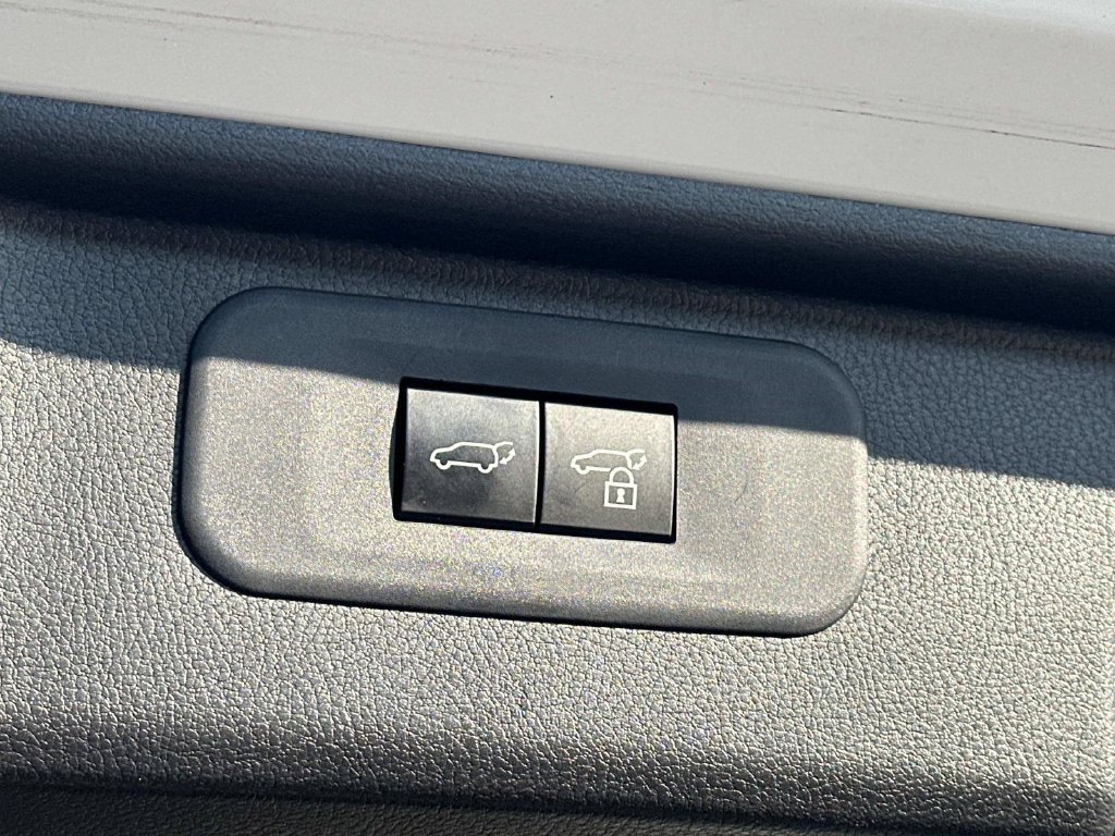 Used 2026 Toyota Grand Highlander FWD image 13