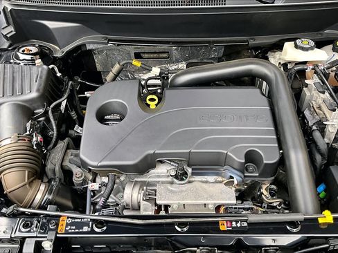 Used 2023 Chevrolet Equinox RS FWD image 32