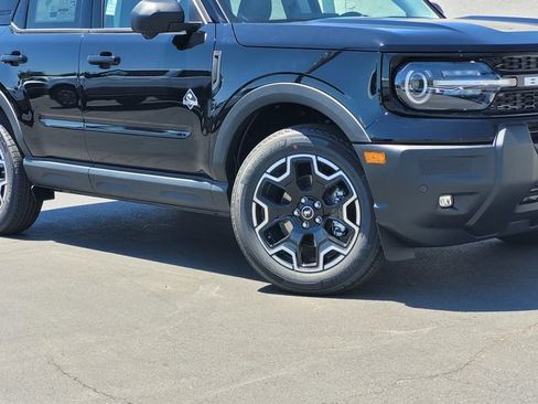 New 2026 Ford Bronco Sport Outer Banks w/ Outer Banks Tech Package+ AWD/4WD image 2