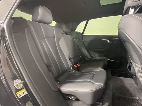 Used 2019 Audi Q8 Prestige AWD/4WD image 19