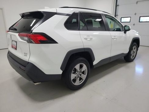 Used 2023 Toyota RAV4 XLE AWD/4WD image 11