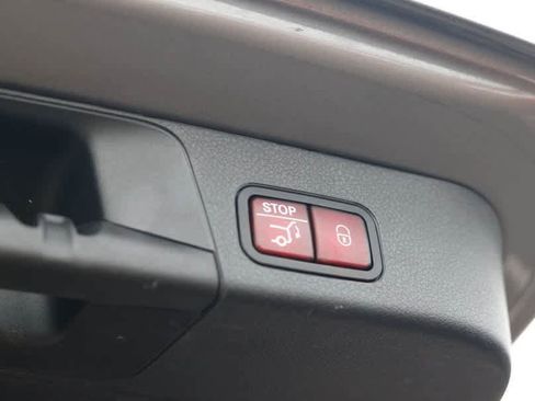 Certified 2022 Mercedes-Benz GLB 250 GLB 250 w/ Premium Package Lite image 27