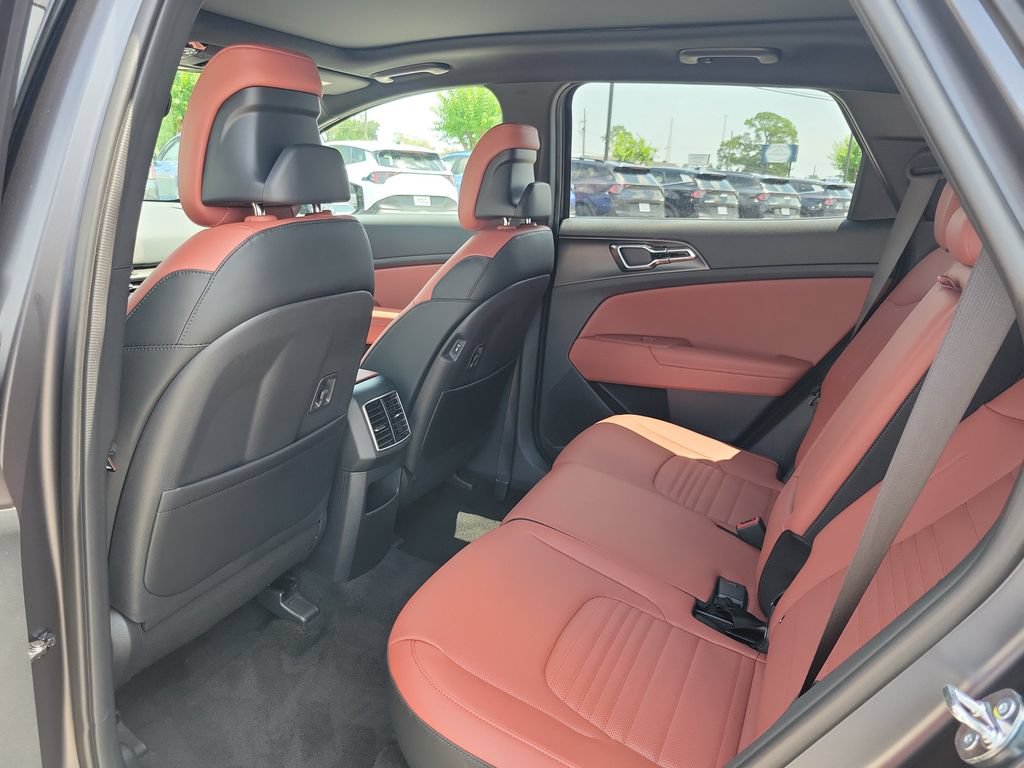 New 2026 Kia Sportage SX FWD image 24