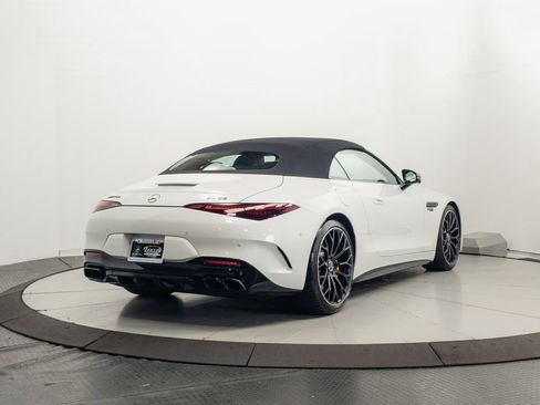 Used 2022 Mercedes-Benz SL 55 AMG 4MATIC image 33