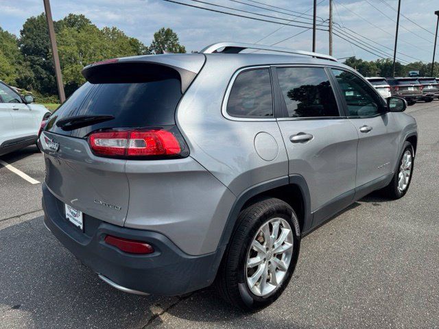 Used 2016 Jeep Cherokee Limited AWD/4WD image 8