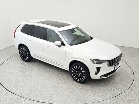 New 2026 Volvo XC90 B6 Plus w/ Protection Package AWD/4WD image 15
