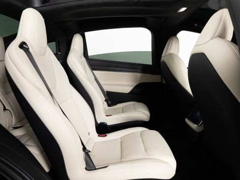 Used 2024 Tesla Model X Plaid AWD/4WD image 24