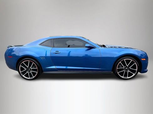 Certified 2013 Chevrolet Camaro SS w/ Hot Wheels Special Edition image 6