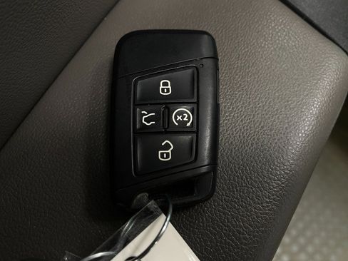 Used 2022 Volkswagen Atlas SE image 30