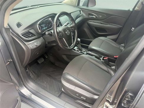 Used 2018 Buick Encore Preferred AWD/4WD image 9