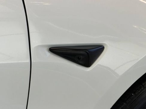 Used 2023 Tesla Model 3 Standard Range RWD image 32