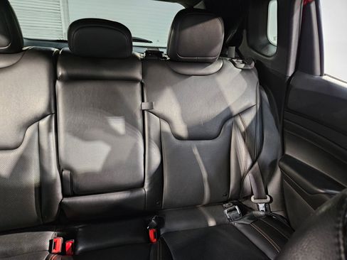 Used 2023 Jeep Compass Limited AWD/4WD image 14