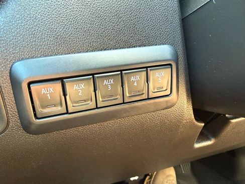 Used 2022 GMC Sierra 3500 Pro w/ Convenience Package AWD/4WD image 27