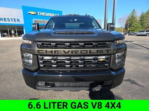 Used 2022 Chevrolet Silverado 2500 Custom w/ Custom Value Package AWD/4WD image 3
