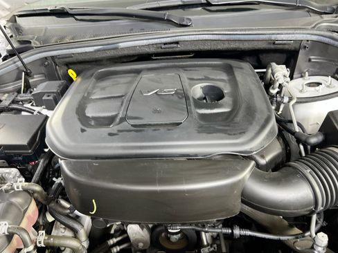 Used 2022 Jeep Grand Cherokee Laredo X image 31