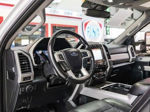 Used 2019 Ford F250 Lariat w/ Lariat Value Package image 5