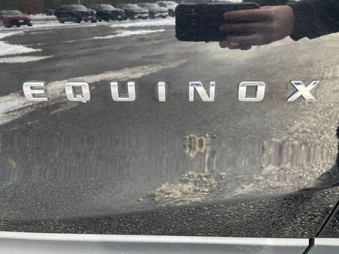 Used 2020 Chevrolet Equinox LT image 9