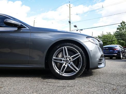 Used 2018 Mercedes-Benz E 300 4MATIC image 4