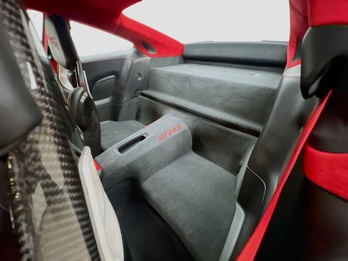 Certified 2018 Porsche 911 GT2 RS RWD image 22